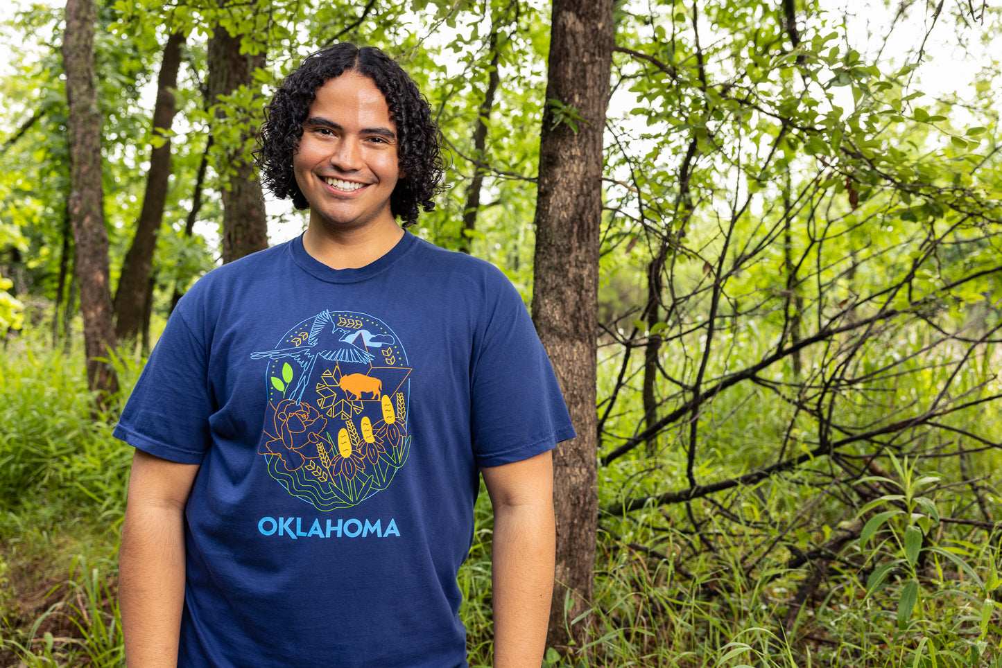 Oklahoma Symbols Design T-Shirt Navy Model