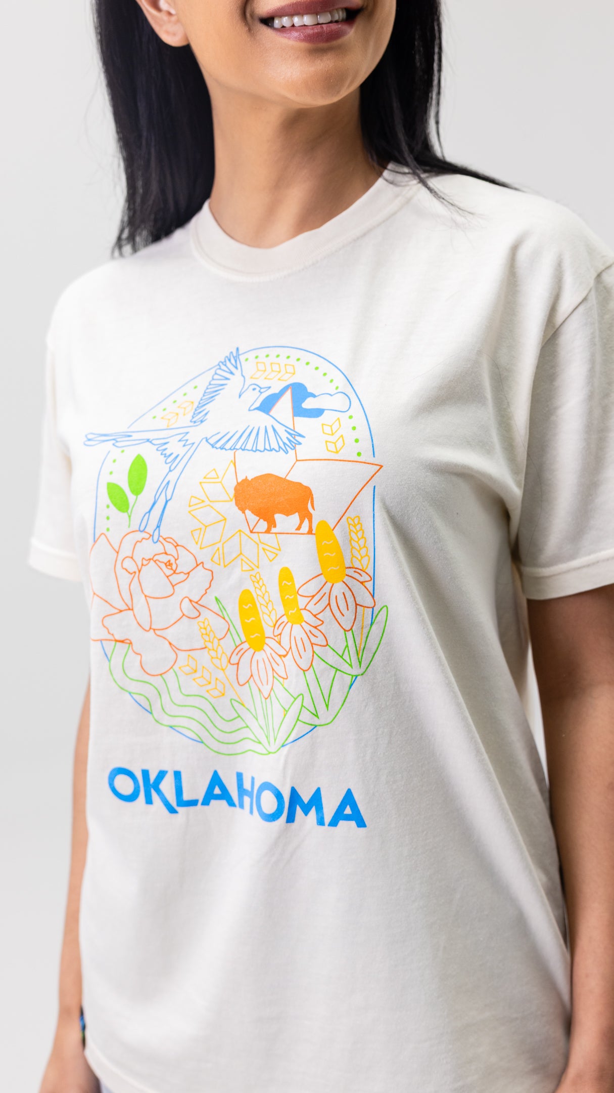 Oklahoma Symbols Design T-Shirt Ivory
